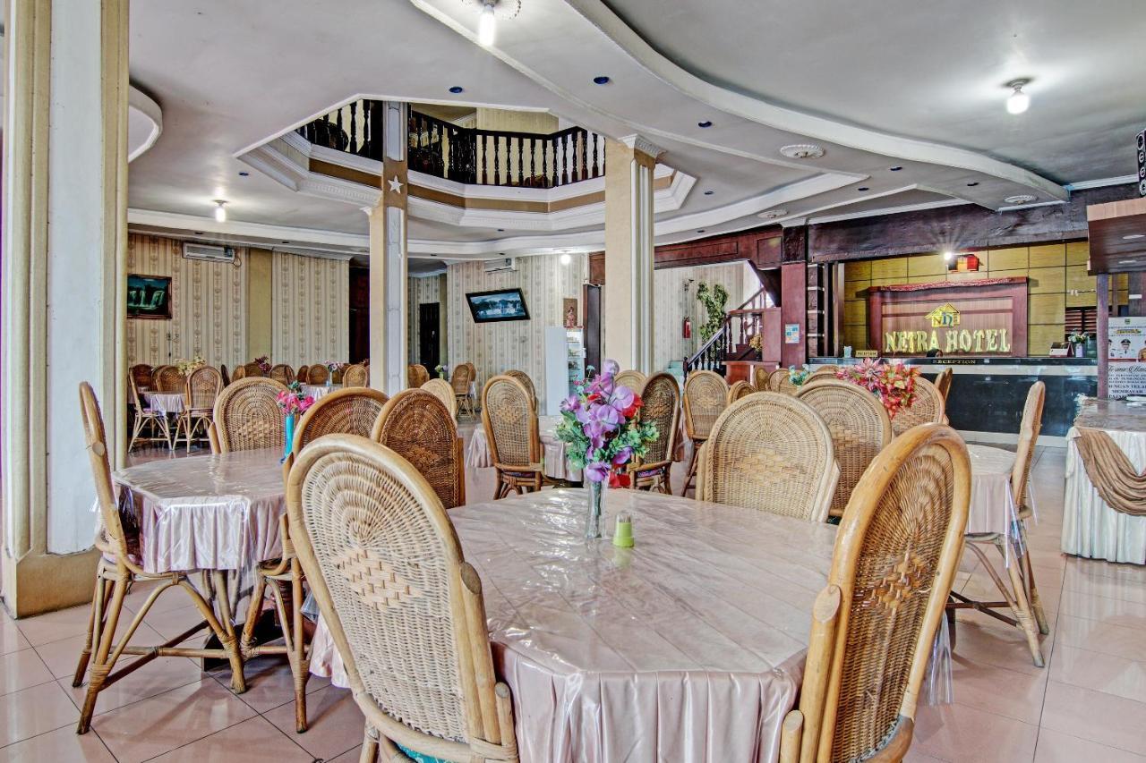 Oyo 92551 Netra Hotel Ujunbatu ภายนอก รูปภาพ
