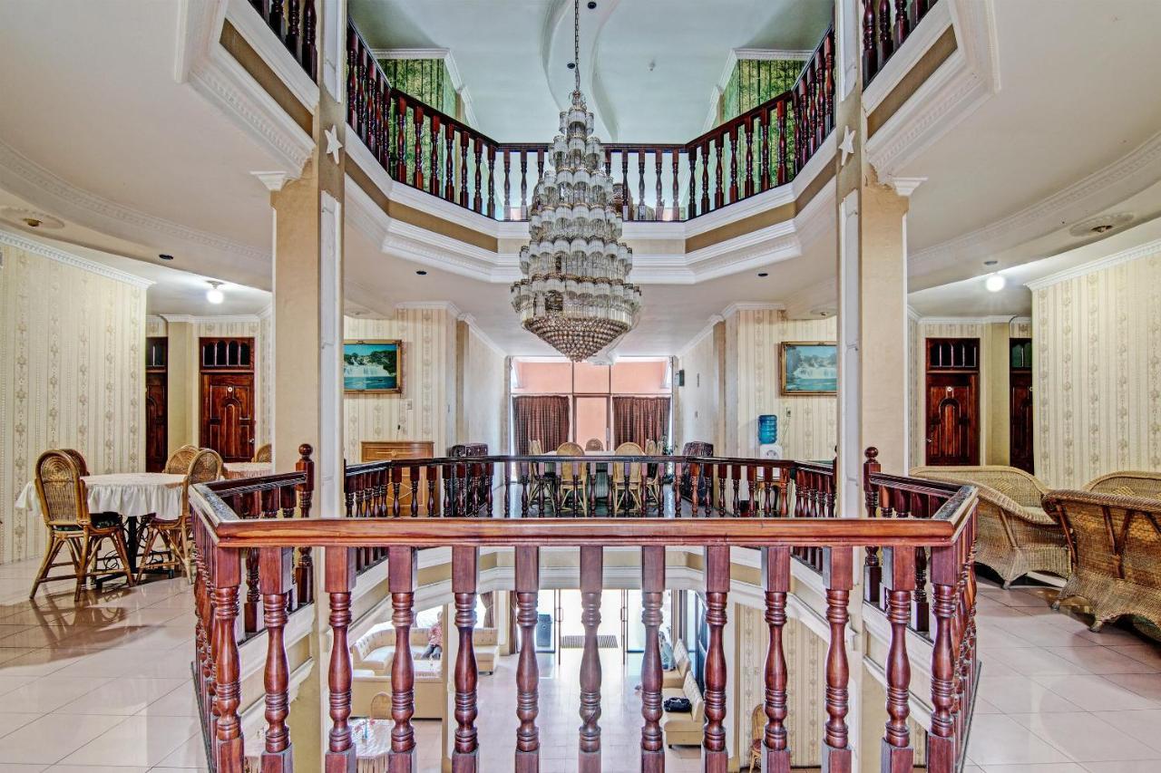 Oyo 92551 Netra Hotel Ujunbatu ภายนอก รูปภาพ