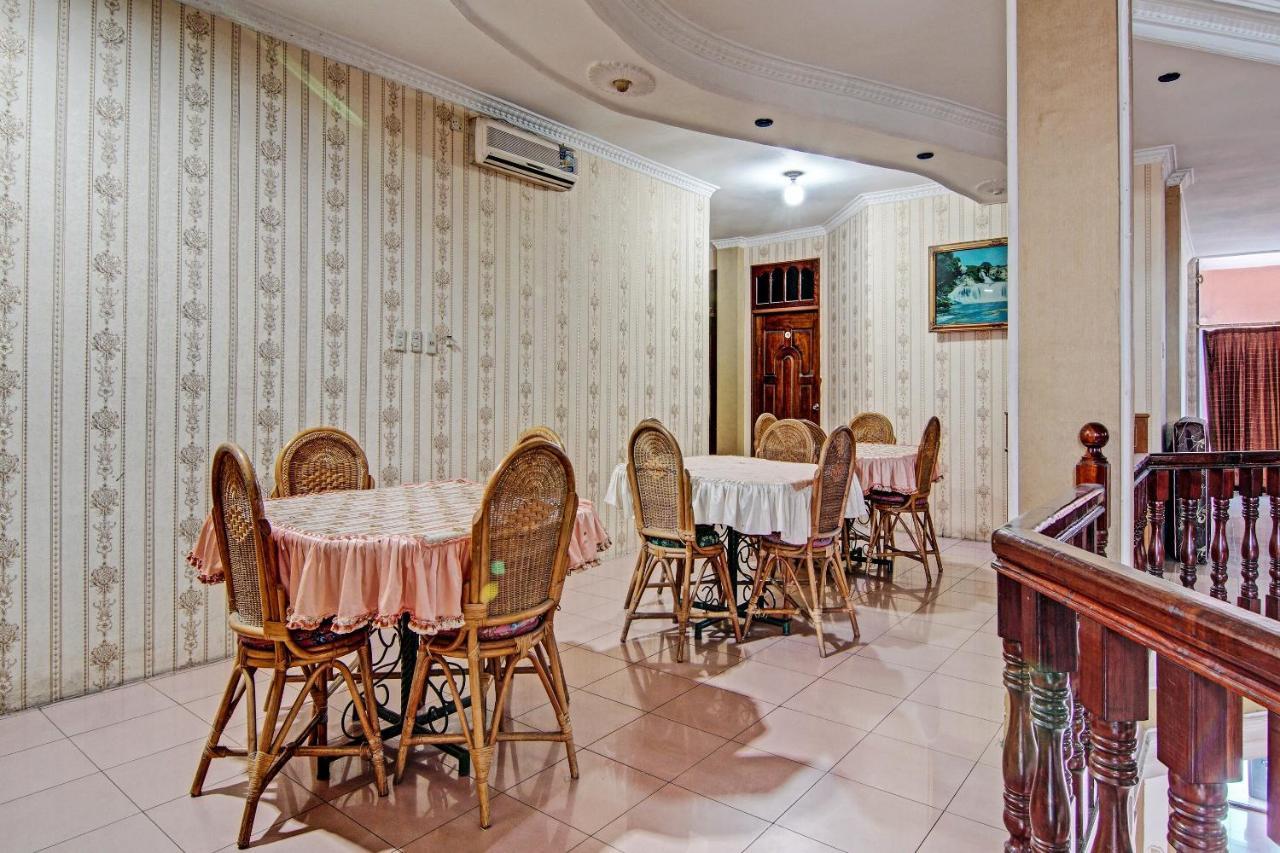 Oyo 92551 Netra Hotel Ujunbatu ภายนอก รูปภาพ